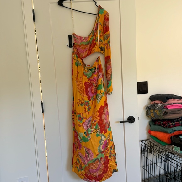 NWT farm rio one shoulder cut out midi dress from Anthropologie size small - Picture 4 of 5